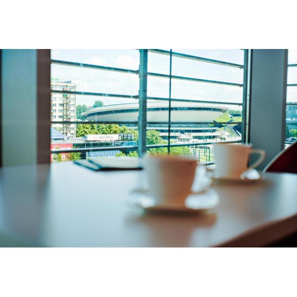 Katowice Centrum - Biuro serwisowane dla 1 os 24/7 - pakiet Hot Desk